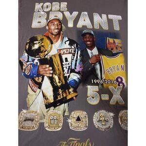 Kobe Bryant 1996-2016 NBA Finals MVP LA Lakers T-Shirt Large 🔥